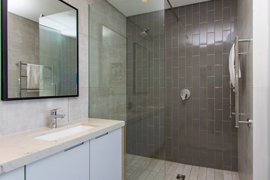 2 Bedroom Property for Sale in Sea Point Western Cape
